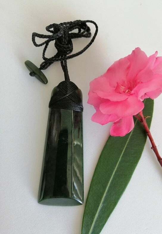New zealand Jade greenstone Polished Toki Large pendant 85mm x 32mm (Unisex)