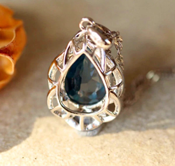 3 Ct Pear Cut London Blue Topaz Halo Pendant 14k White Gold Finish Free Chain