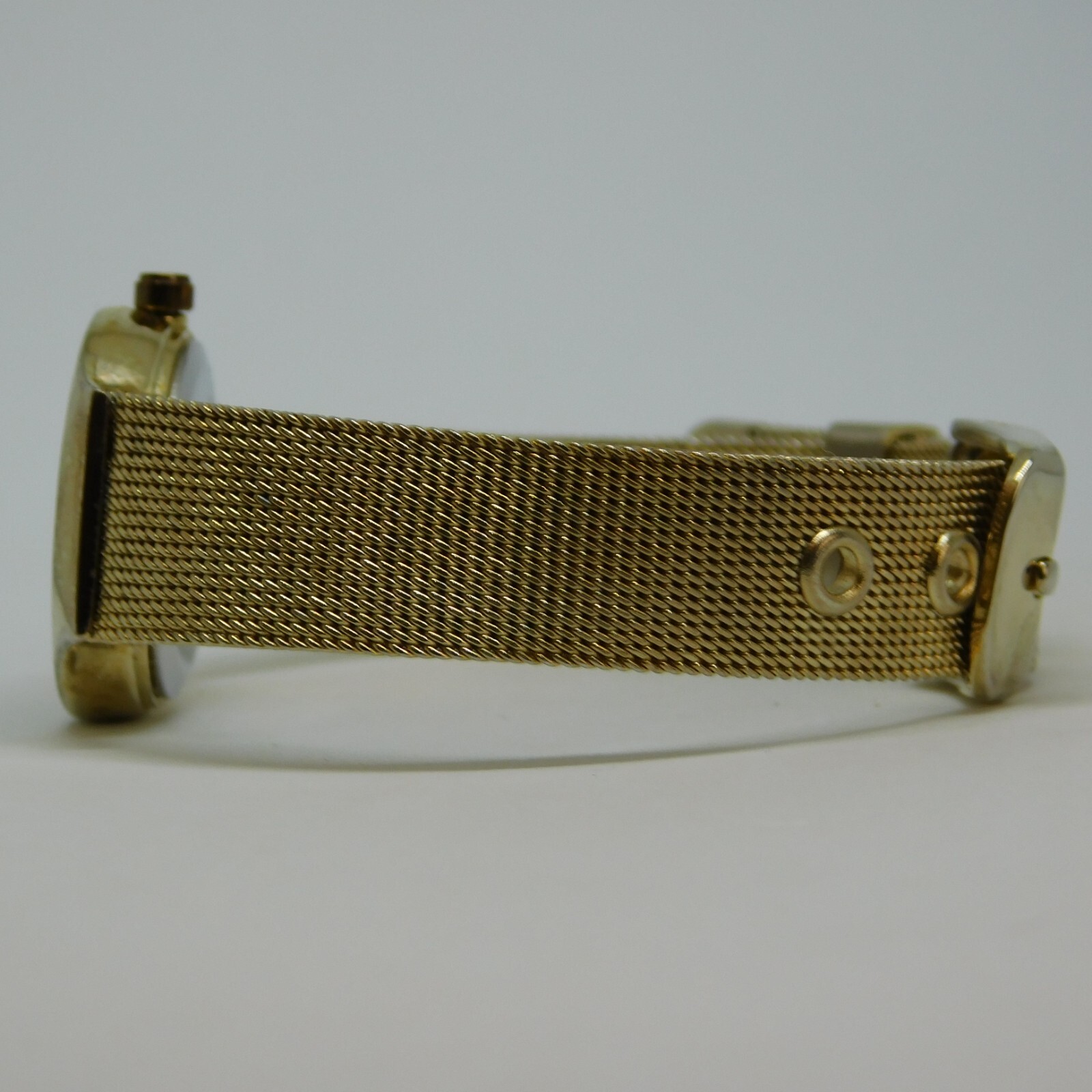 Adrienne Vittadini ADD10418 Diamond Mesh Band Analog Women’s Watch New Battery