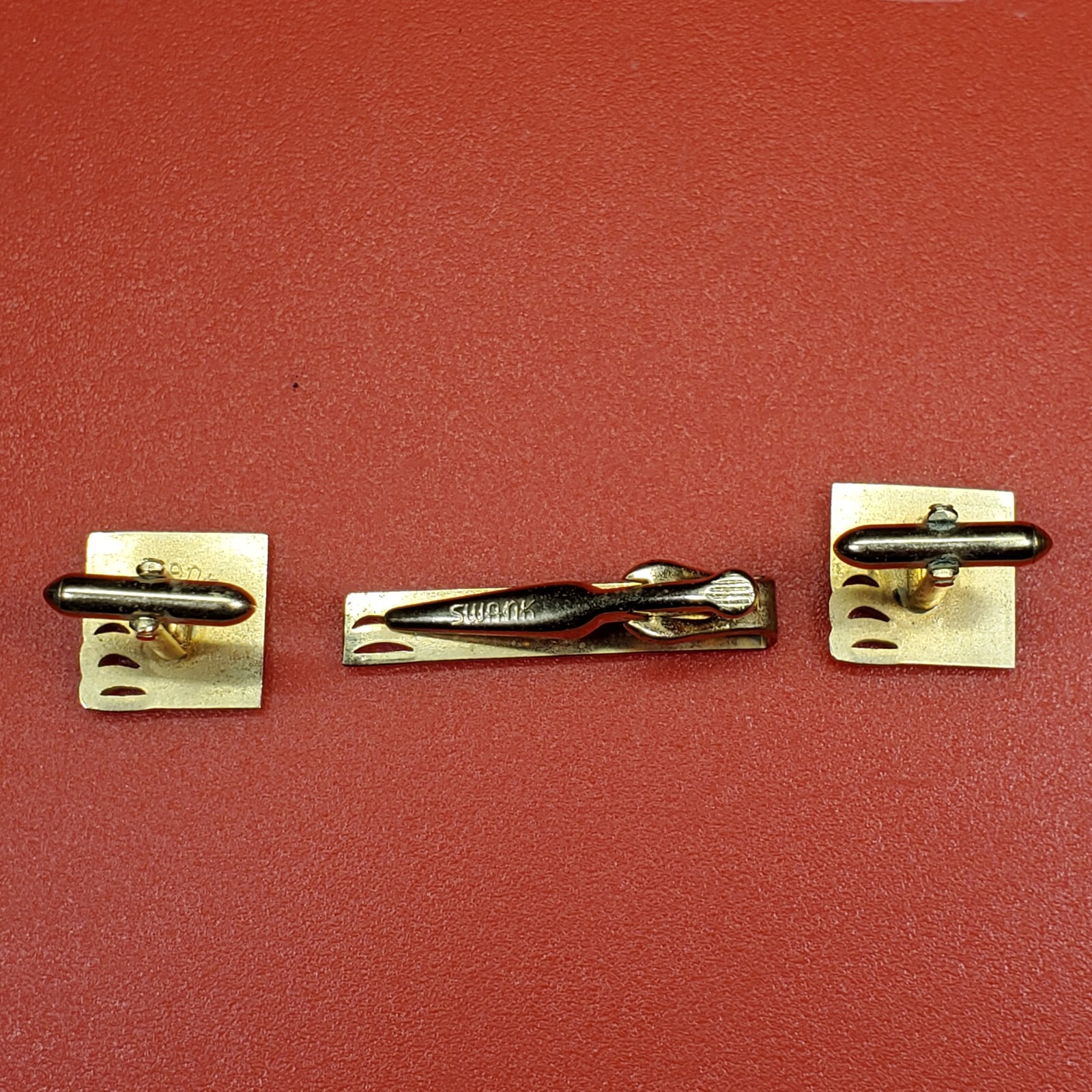 SWANK Cufflinks Square Gold Tone Cuff Links w/ Tie Bar Bullet Back Vintage