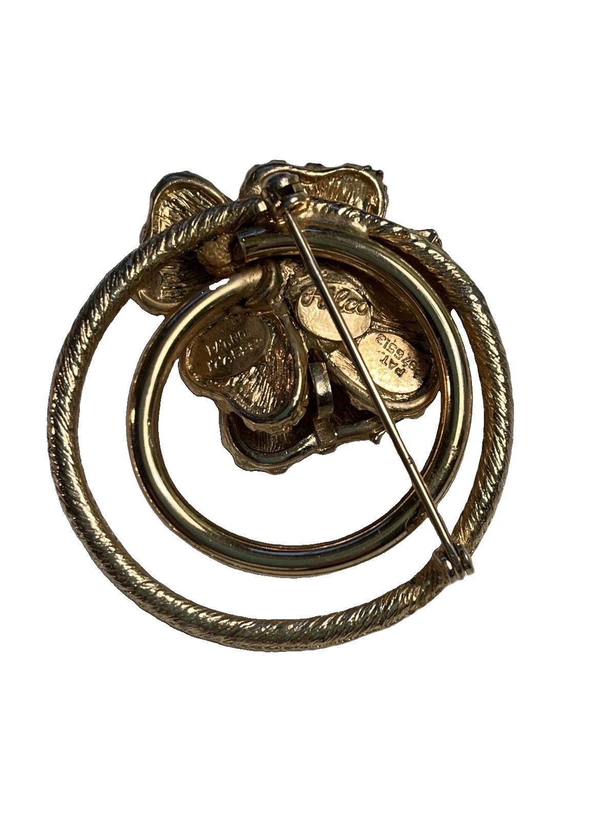Hilco Vintage Gold Tone Double Circle Floral Signed 3-D Brooch w/patent 177-528
