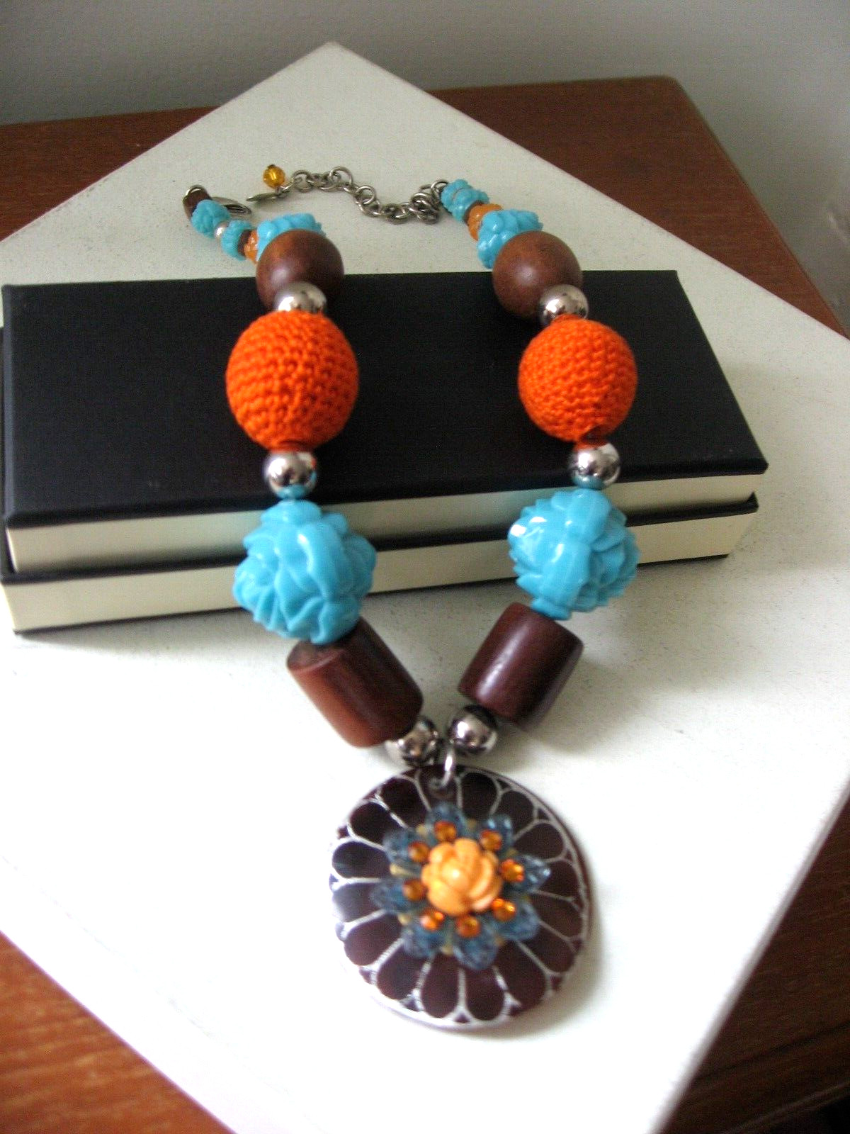 Tarina Tarantino Necklace Carved Rose Wood Crystal Crochet Unworn See Paint Flaw