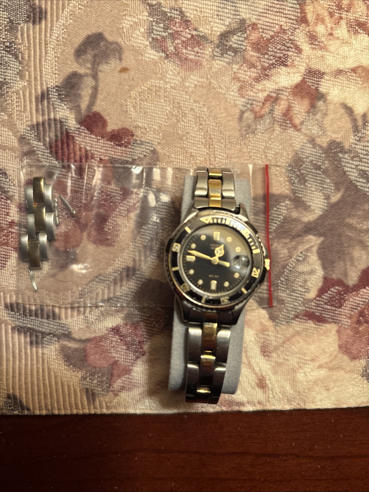 Ladies Citizens Watch In Original Box With Documents