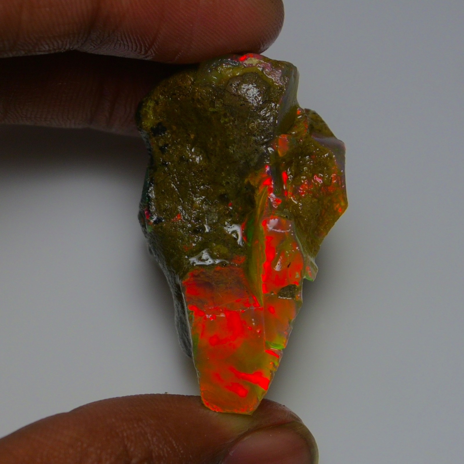 Ethiopian Oil Opal Specimen 84.05 cts Natural Rough Gemstone – Fire Opal Roug