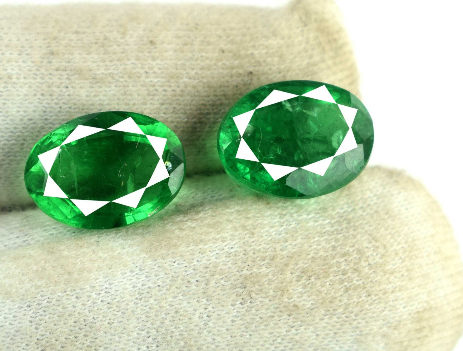 13.45 Ct/14 mm Oval Zambian Emerald Natural Gemstone Pair Certified