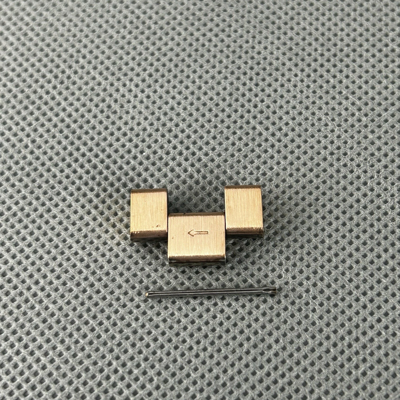 Michael kors Replacement Watch Link Pin MK-5128 R.Gold S.Steel MK5128 20mm Used
