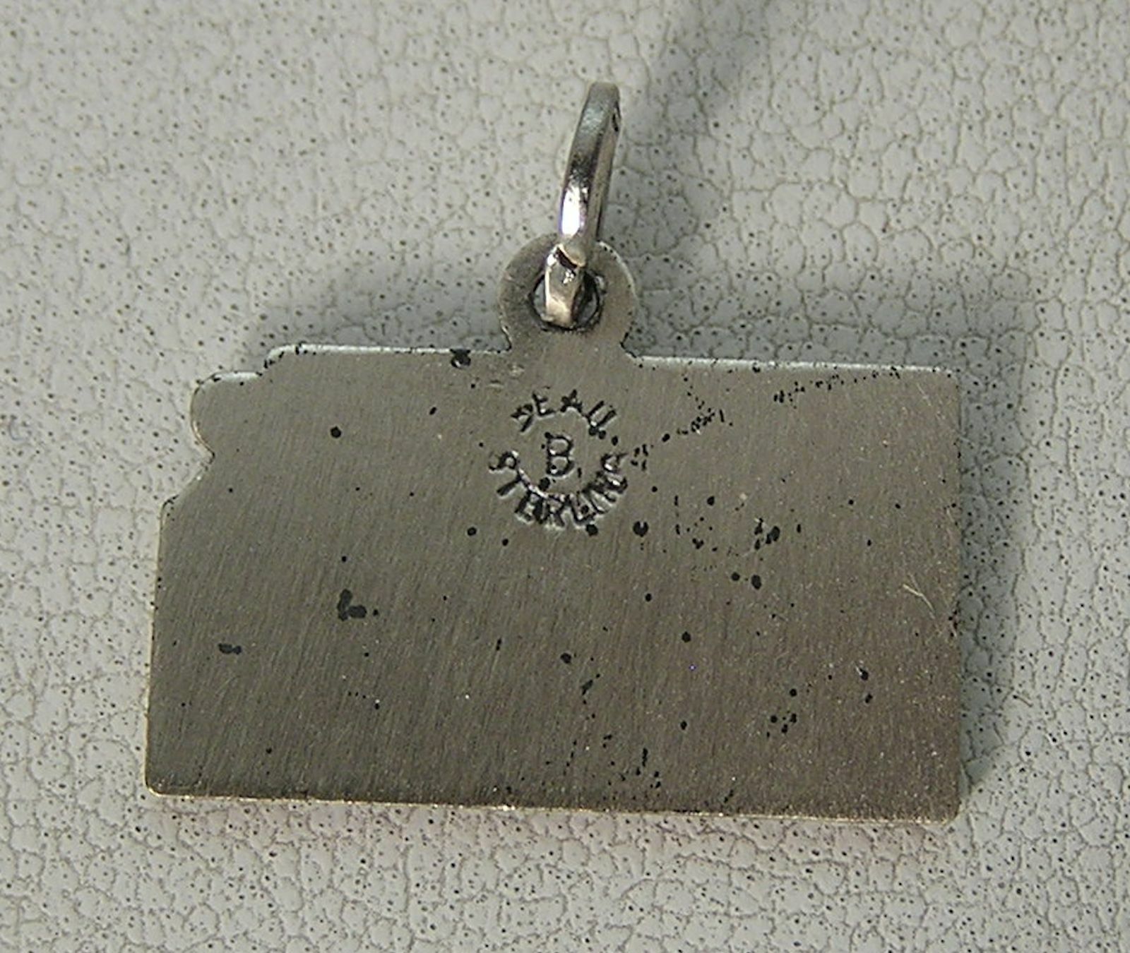 Vintage Sterling Silver Topeka Kansas City Wichita Charm Beau 1.5gm 3/4″ x 3/8″