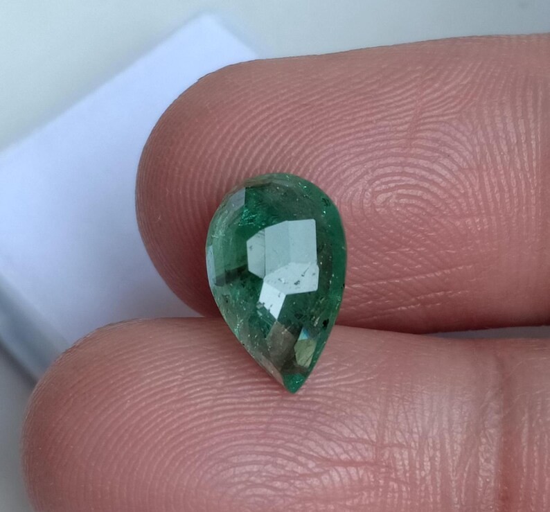 Top Quality Emerald Pear Shape Unheated Untreated Gemstone Ring Size 2.75 Ct