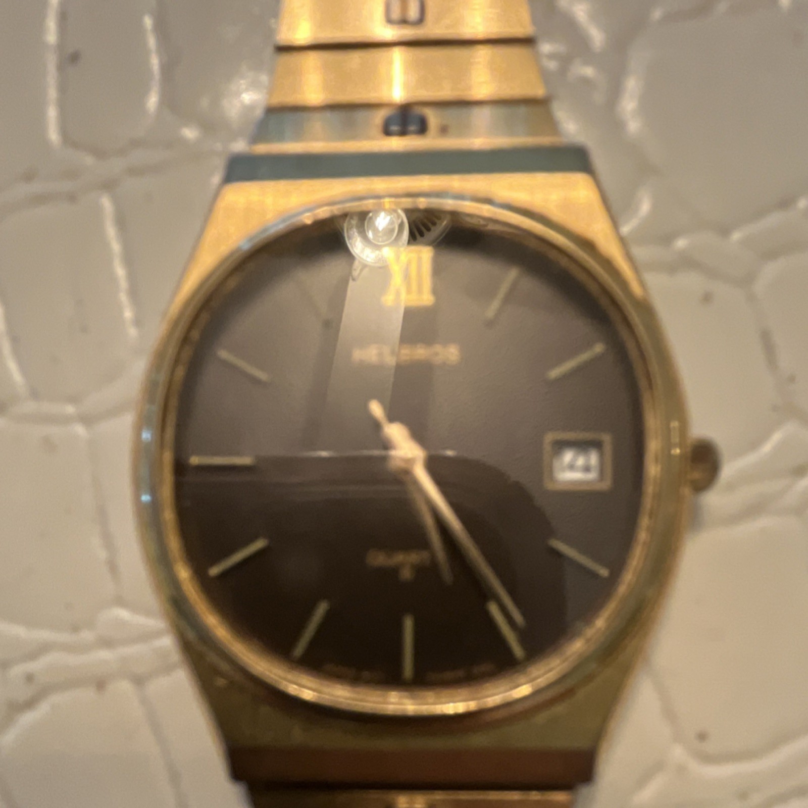 Helbros Quartz Vintage Gold Tone Stainless Bracelet Watch Black Dial Date