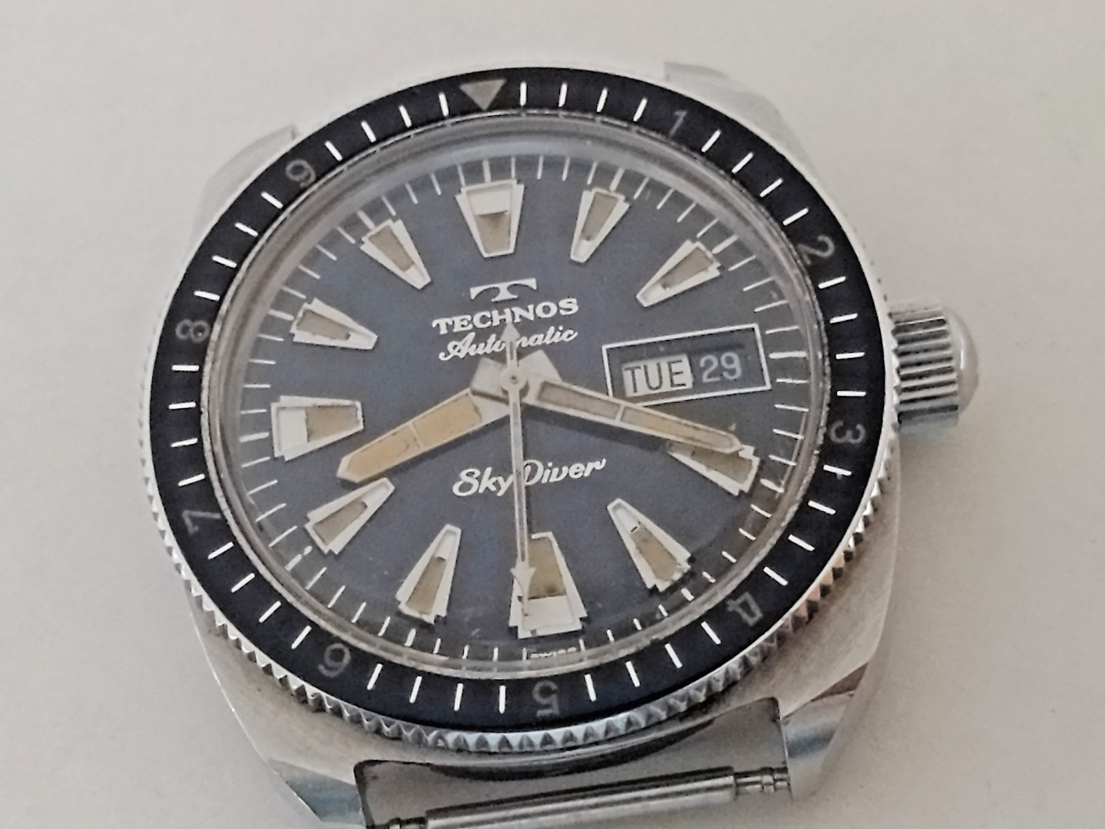 VINTAGE TECHNOS SKY DIVER 250m ORIGINAL DIAL BEZEL 38MM CA 1960s