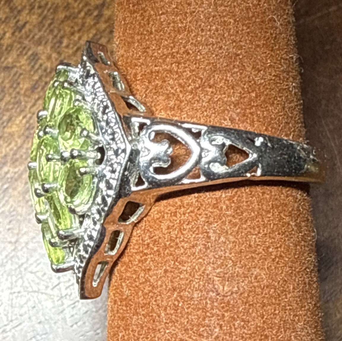 Womens Ring Green Stones Ring And Earrings STS Karis Size A Little Over 5