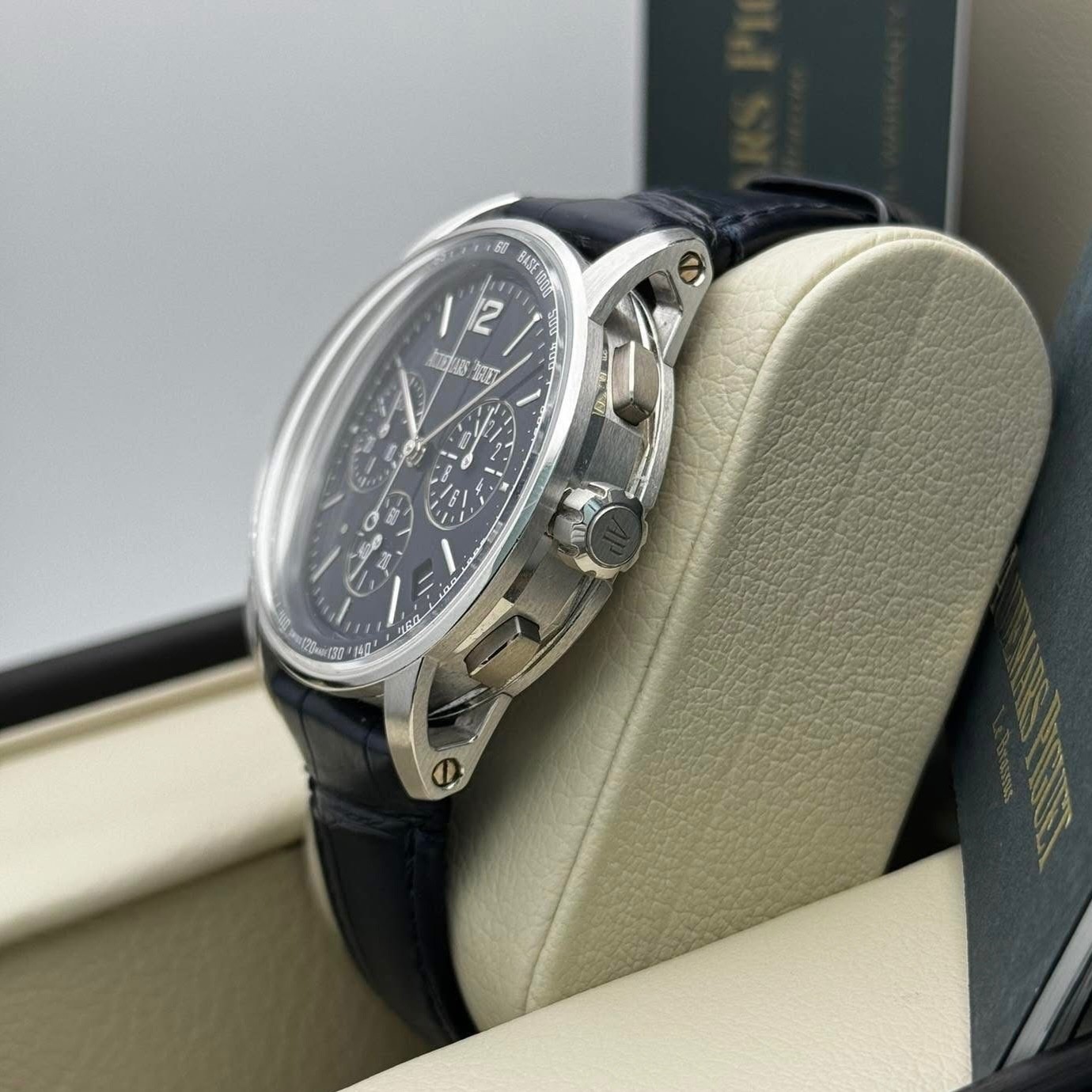 Audemars Piguet Code 11.59 Selfwinding Chrono 41mm 26393BCOOA002KB02 Black Dial