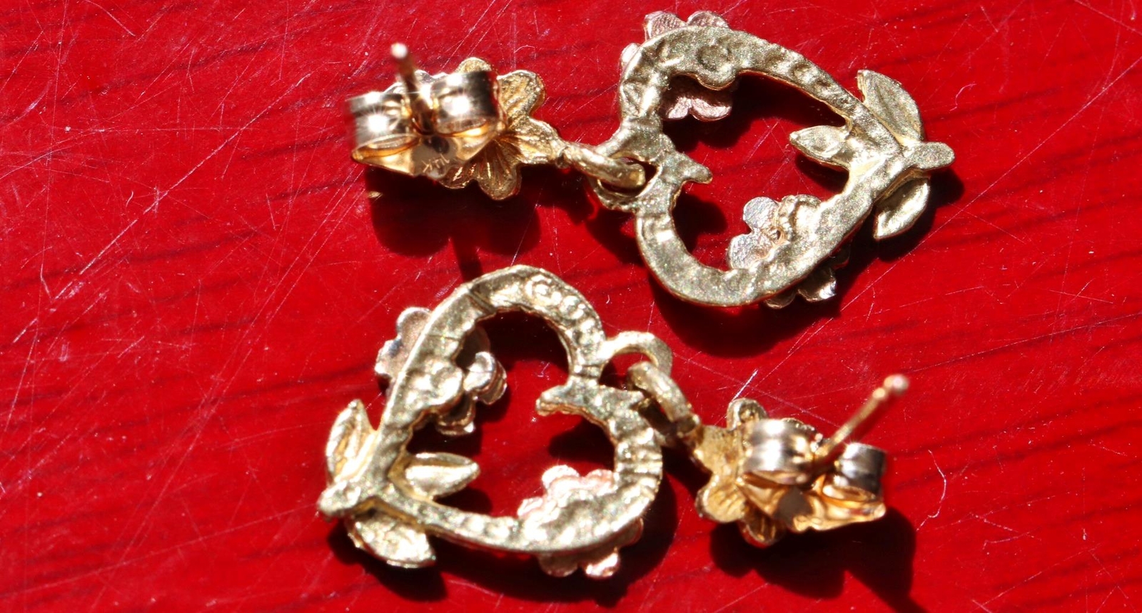 14k gold multi tone earrings 0.75″ dangle rose heart vintage 1.8g Fortunoff N280
