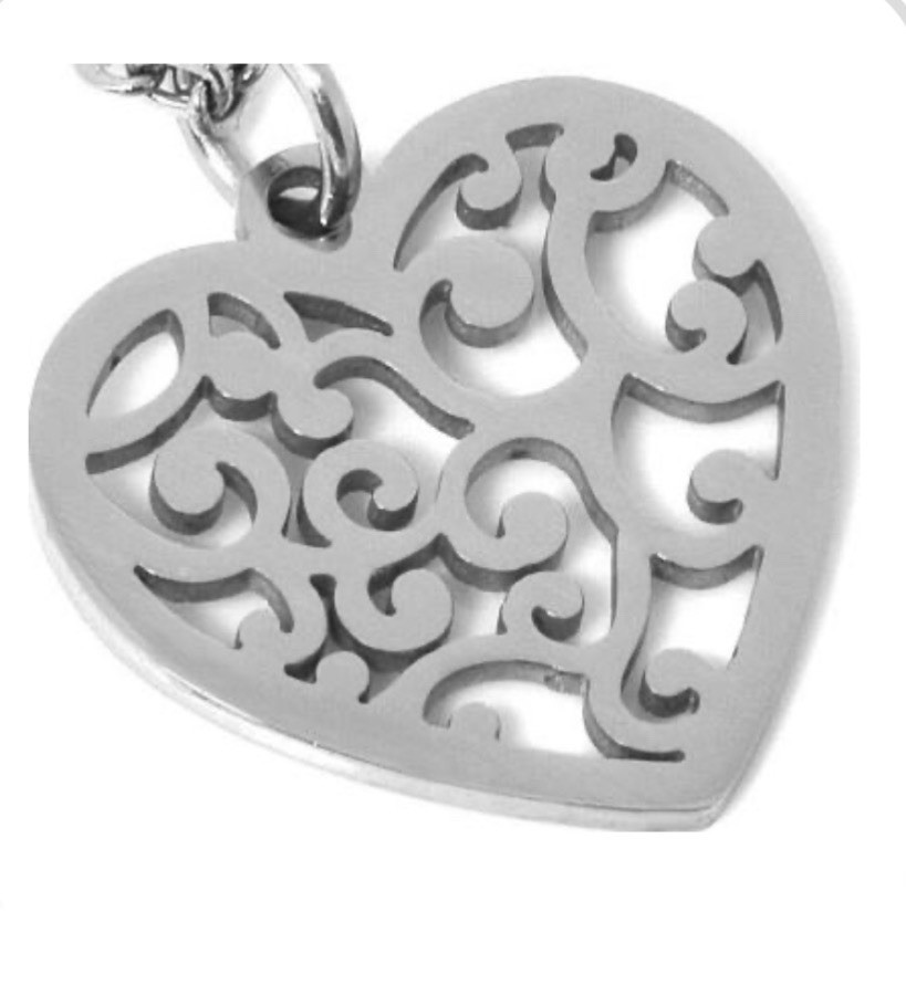Women’s Non-Tarnish 304 Stainless Steel Filigree Cutout Heart Pendant 17 in