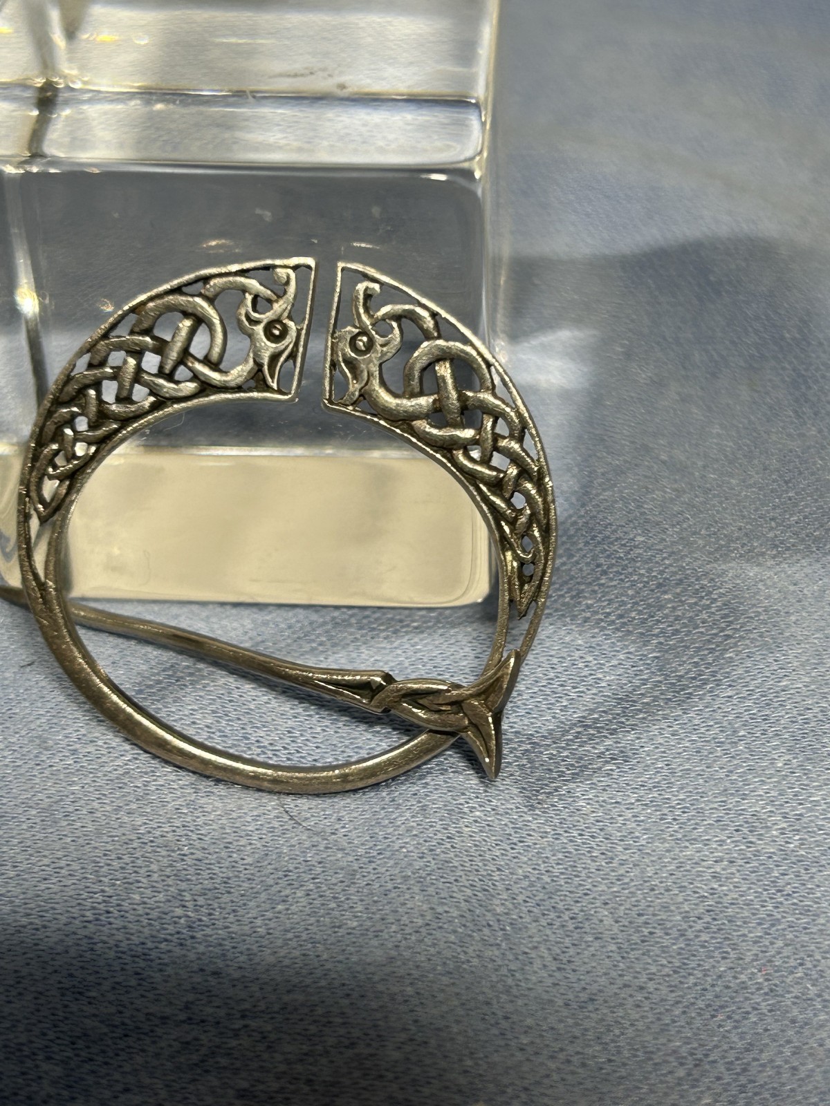 DRAGONS STERLING SILVER CLOAK PIN – IRISH / SCOTTISH -“UNA” HALLMARKED