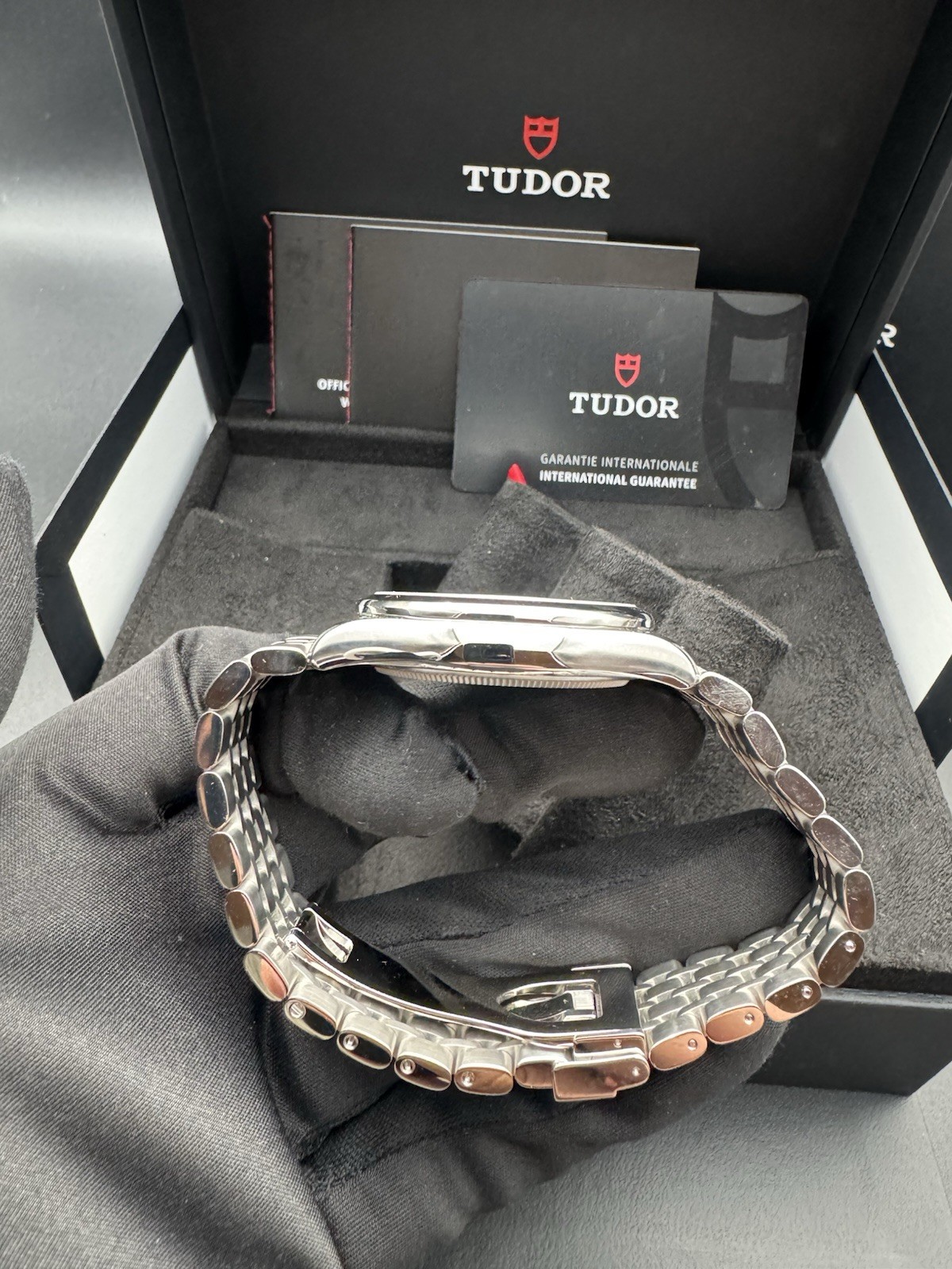2025 Tudor 1926 Luna 39mm Mens Watch Steel Moon Phase Blue Dial M91560-0002