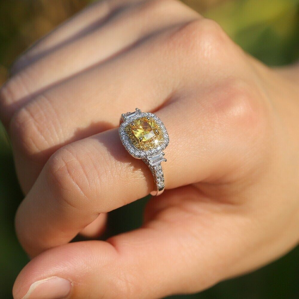 Gorgeous Valentine Gifts Ring 2 Ct Yellow Simulated Diamond Ring Silver Plated