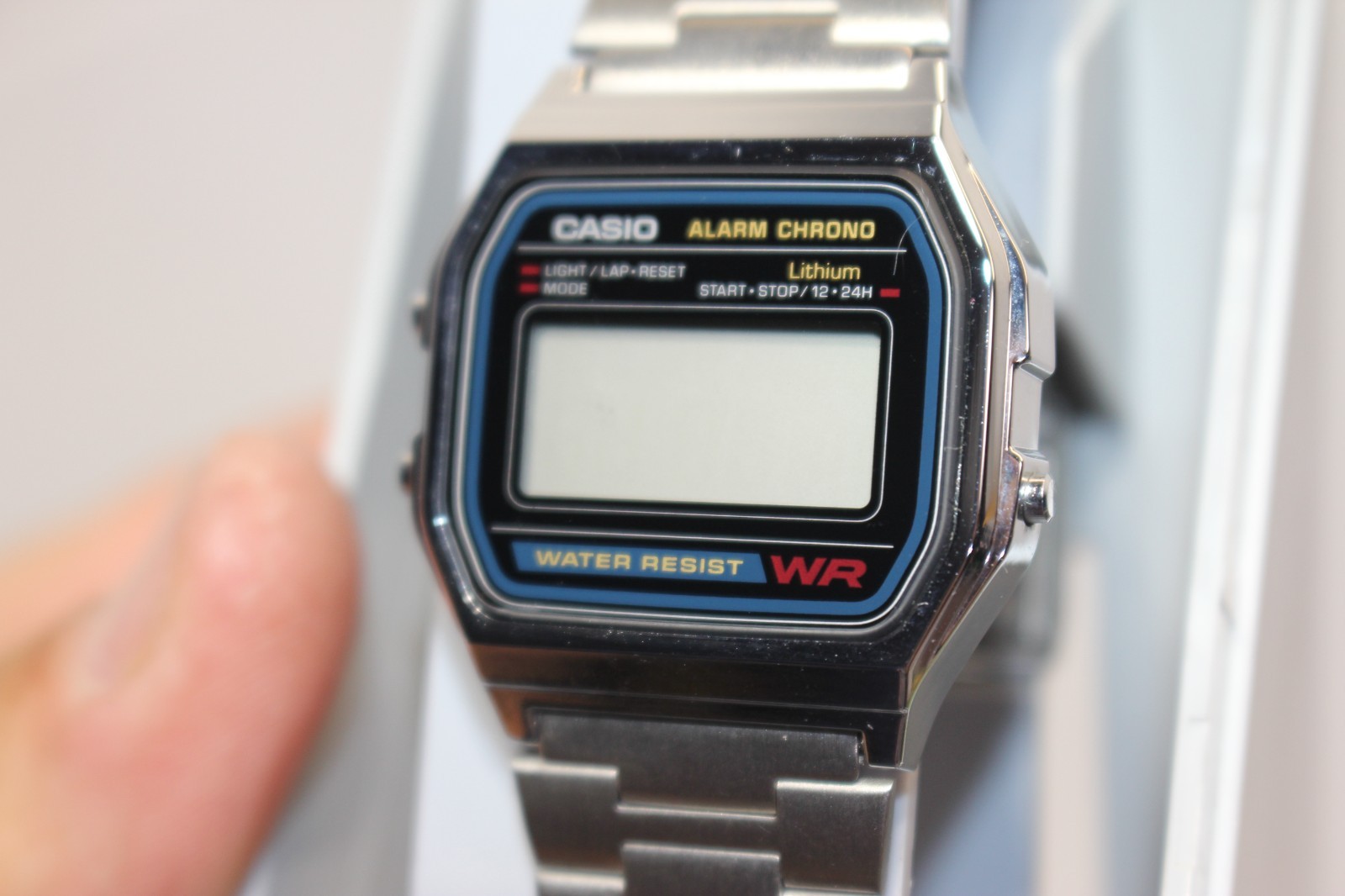 Vintage? Casio Classic A158WA-1 Wrist Watch Metal Oyster Band, Near mint!