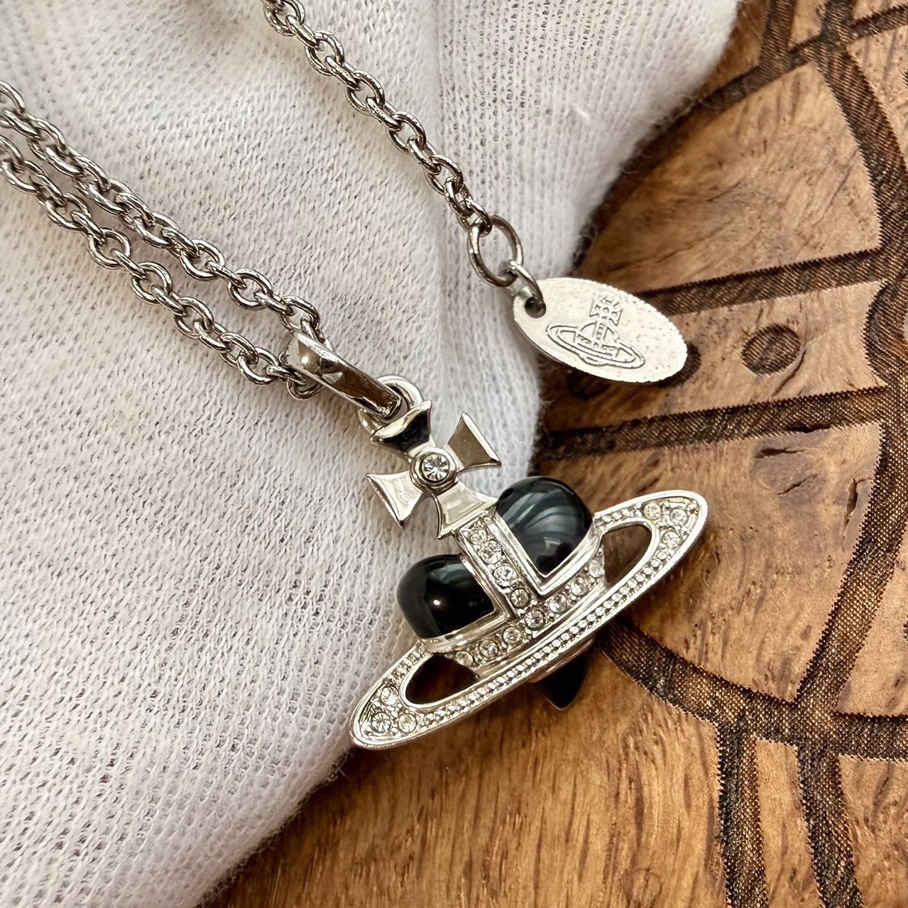 Vivienne Westwood Diamante Heart Necklace Black Authentic Popular Reissue