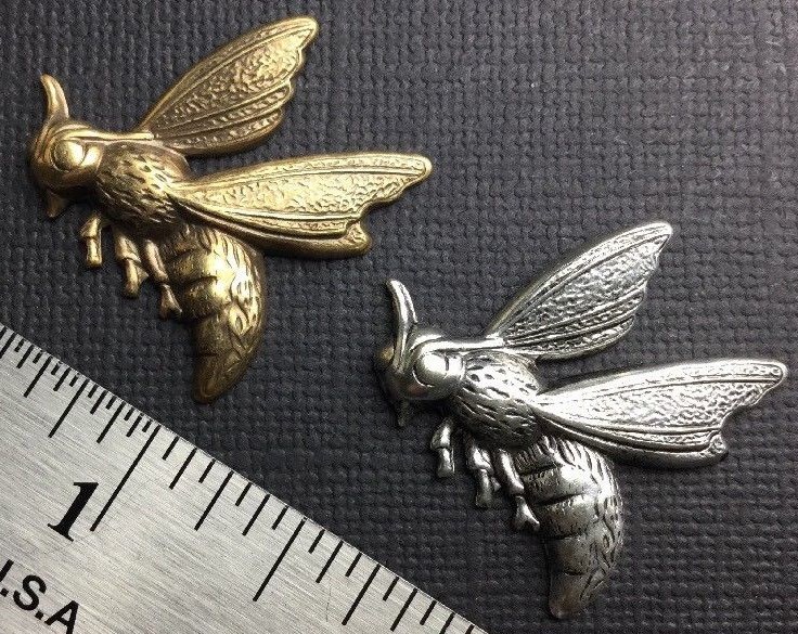 Honey Bee Jewelry Finding – Silver Ox, Brass Ox 3412