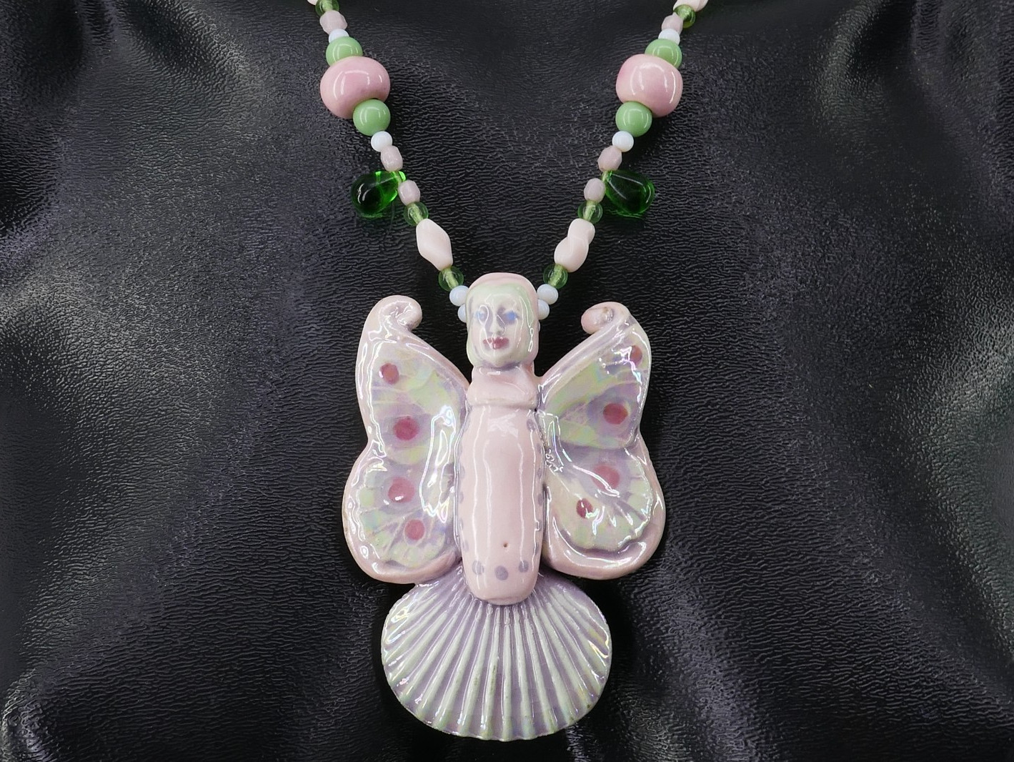 CHUNKY CERAMiC DOLL FACE BUTTERFLY ANGEL FAiRY CANDY COLORED BEADED NECKLACE