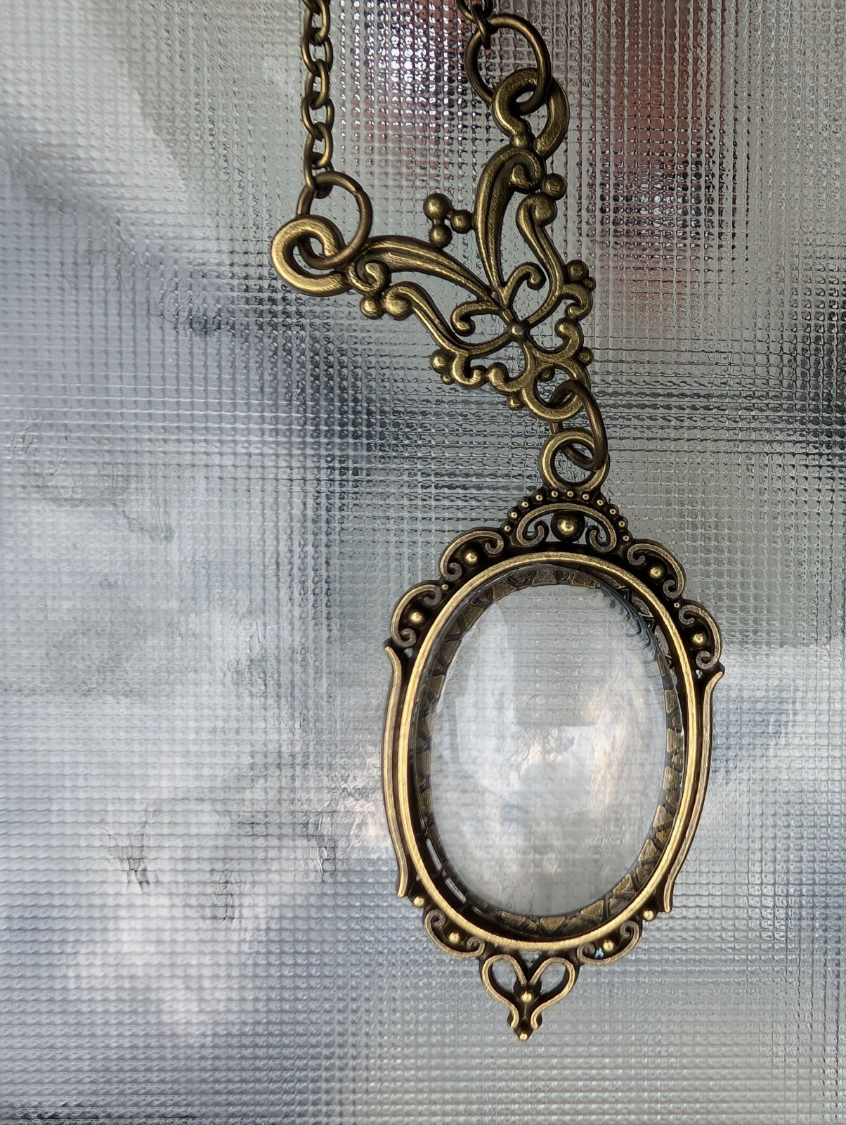Magnifying Glass Magnifier Glass Metal Pendant and Adjustable Necklace 24″