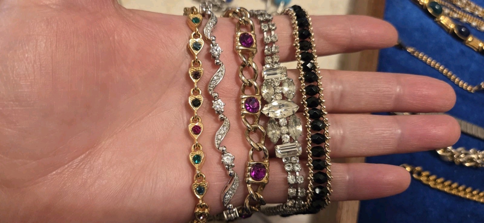 Vintage Mod Bracelet Lot Of 40.dainty.12 Signed Monet Joan Rivers Avon Henri…