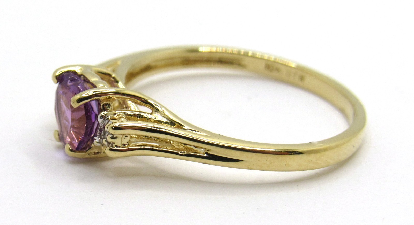 10K YELLOW GOLD HEART SHAPED PURPLE AMETHYST GEMSTONE RIGHT HAND RING SIZE 6.75