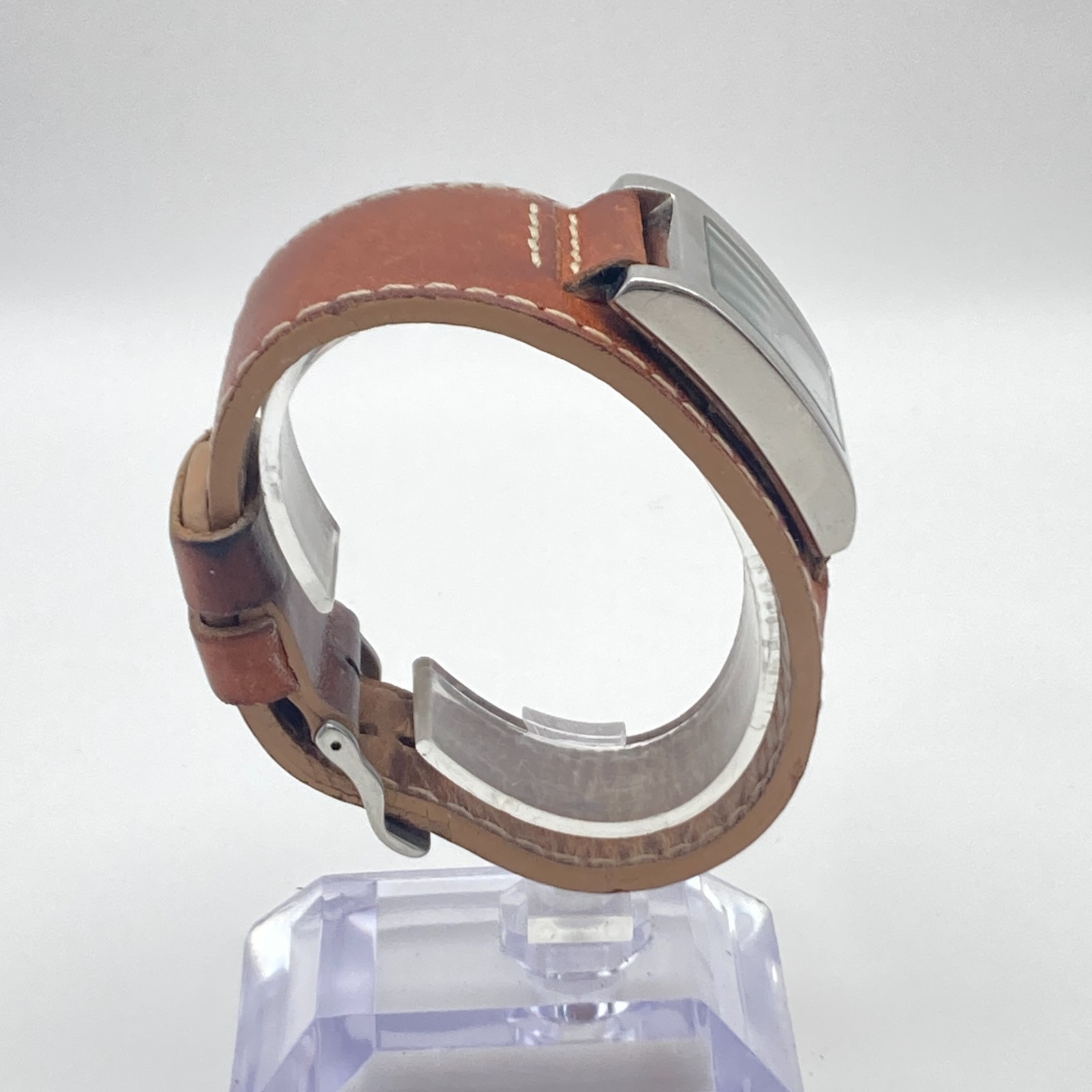 DKNY Women’s Watch 24mm Silver Tone Brown Leather Cuff 30M Tank New Battery 8″