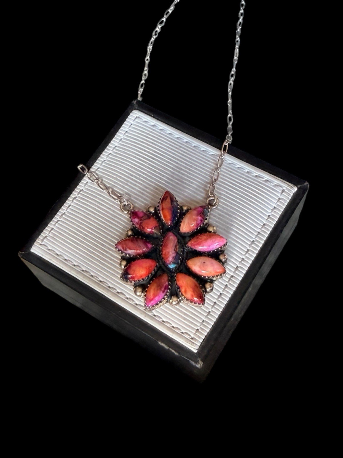 BEAUTIFUL SOUTHWEST STERLING SILVER DAHLIA ROSE TURQUOISE STONE FLOWER NECKLACE