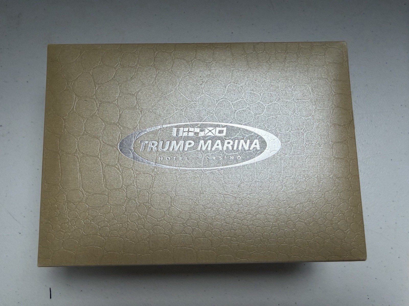 TRUMP MARINA HOTEL CASINO PEARL BRACELET NECKLACE EARRINGS WATCH SET COMB SHIP