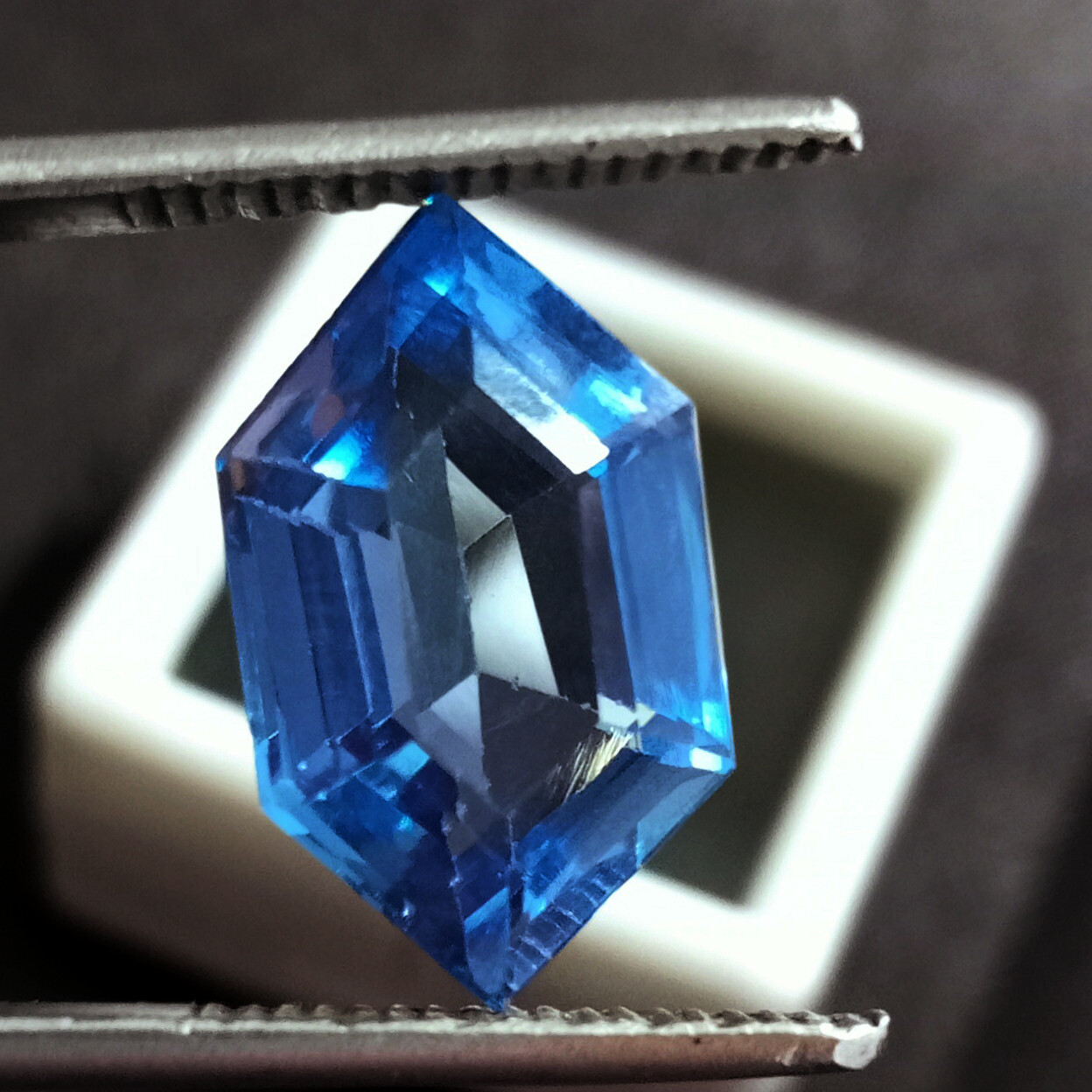 Fancy Cut Certified 9.70 Ct Treated Natural Blue Aquamarine Loose Gemstone AAA