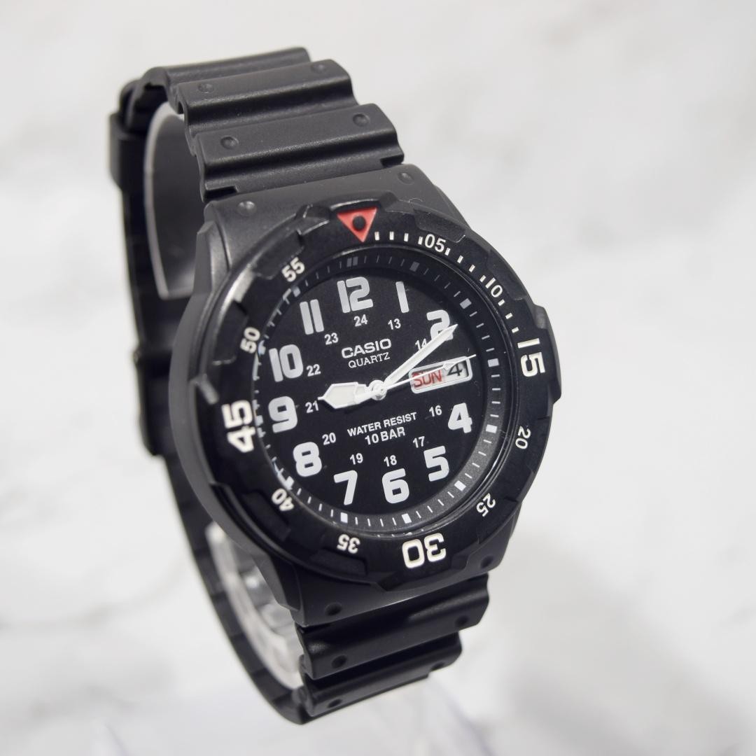 Excellent condition CASIO Standard Cheap Casio MRW-200H From Japan