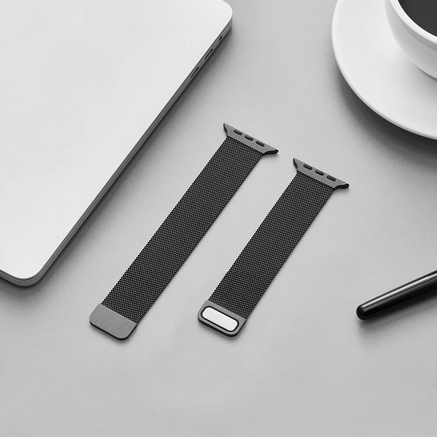 Latest Apple Watch Magnetic Strap for iWatch 6/5/4/3/2/SE 38mm/40mm/42mm/44mm