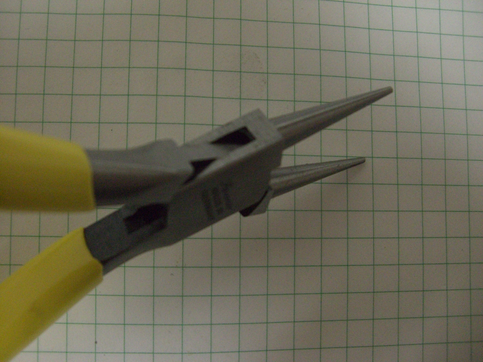 FavoriteUSA JEWELERS PRECISION ROUND NOSE PLIER 5″ BOX JOINT HIGH QUALITY