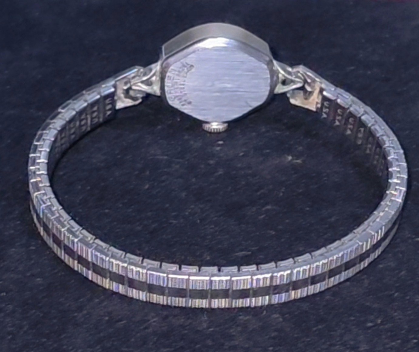 Vintage Gruen Precision Ladies Watch 17 Jewels Mechanical Wind Working