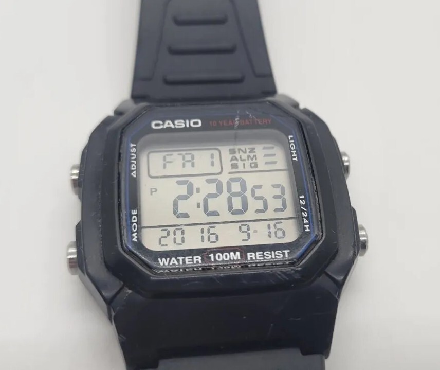 Casio Illuminator/wr 100m or 10bar/3240/w-800h Working Watch Collectible