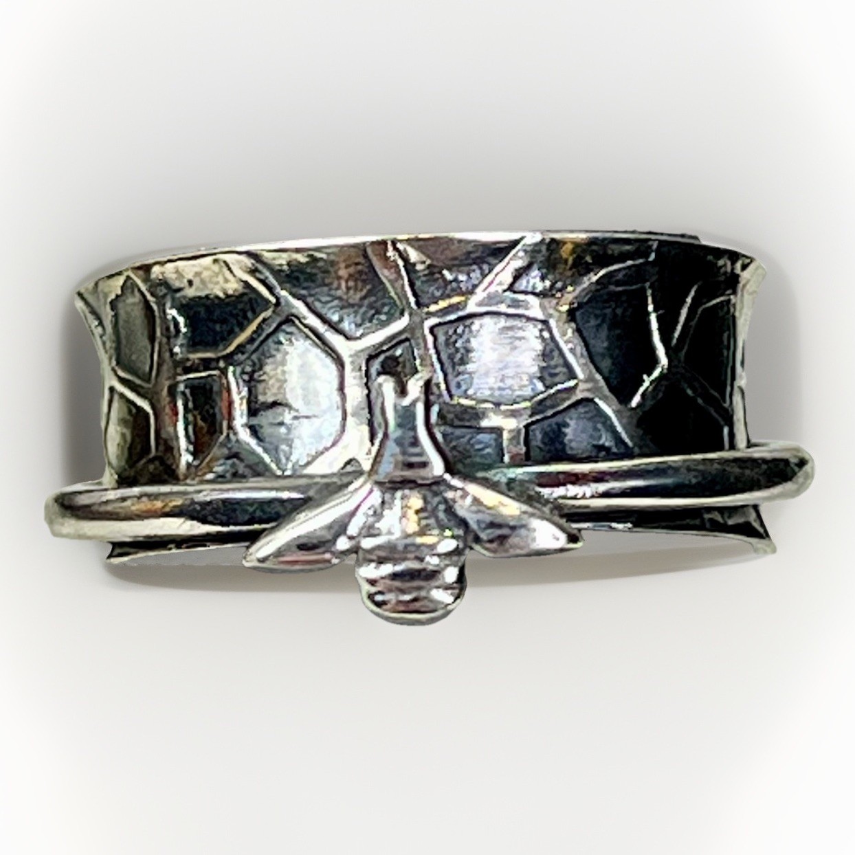 925 Honeycomb Sterling Silver Spinner Ring w/ Bee Accent Fidget Meditation Band