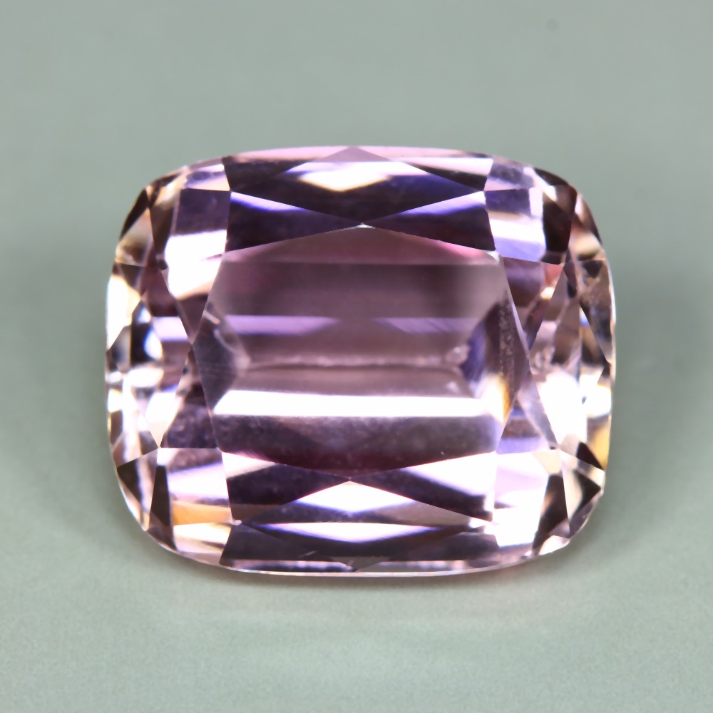 14.85 Cts_Romantic Master Customs Cut_100 % Natural BIG Pink Kunzite_Afghanistan