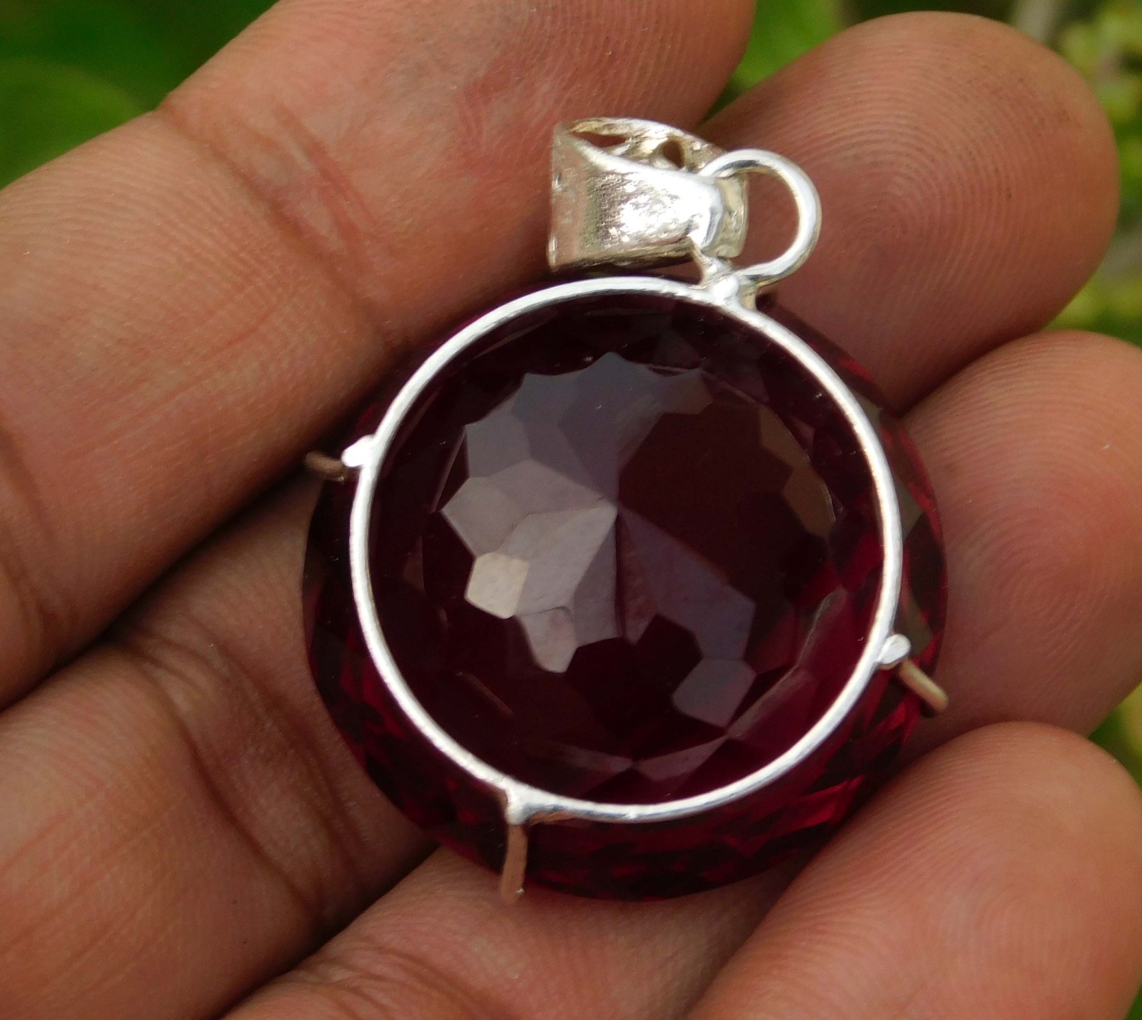 104.15cts. Natural Round Cut Madagascar Red Ruby Sterling silver Pendant