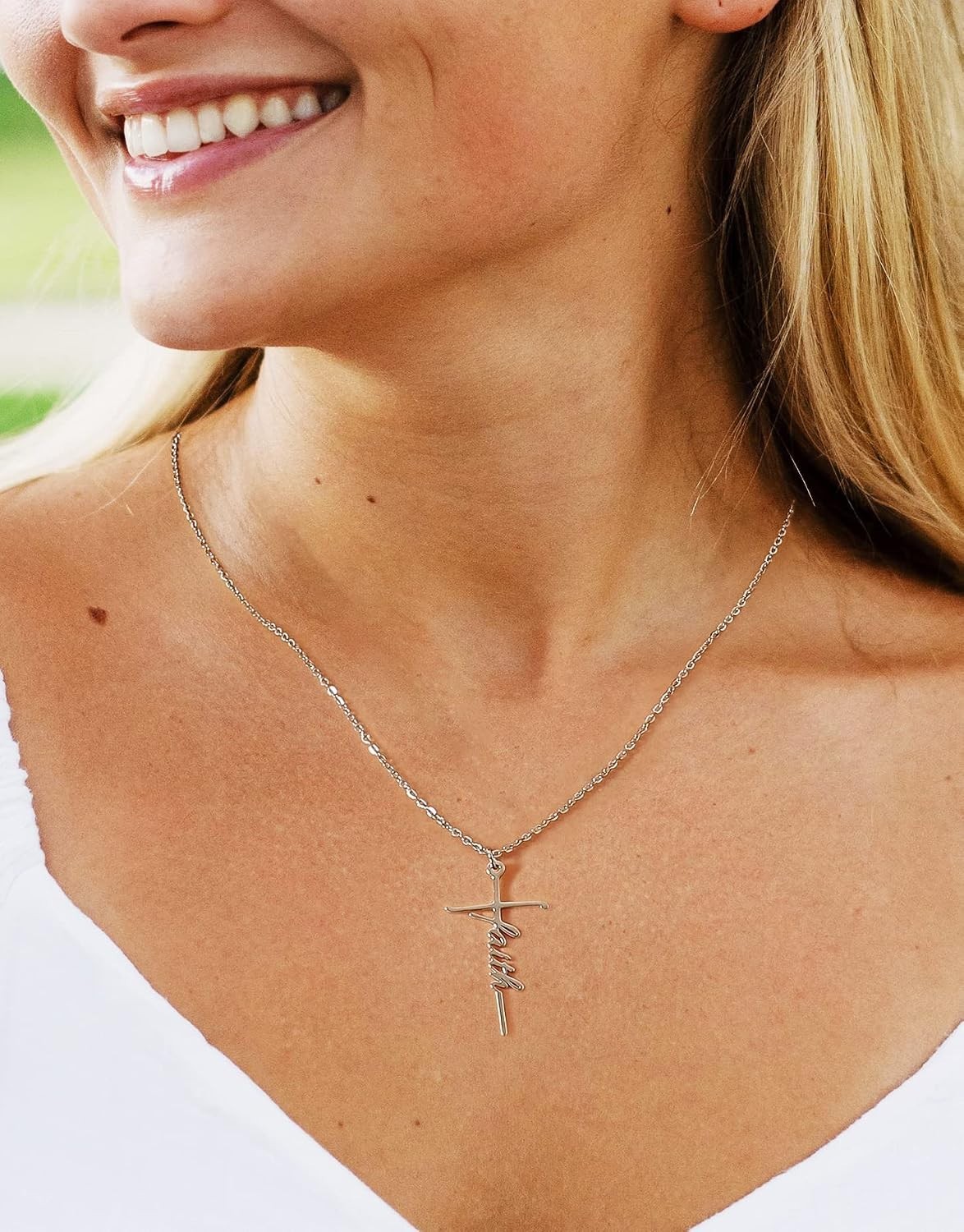 Stainless Steel Faith Cross Pendant Necklace for Women – 18-Inch Gift of Belief