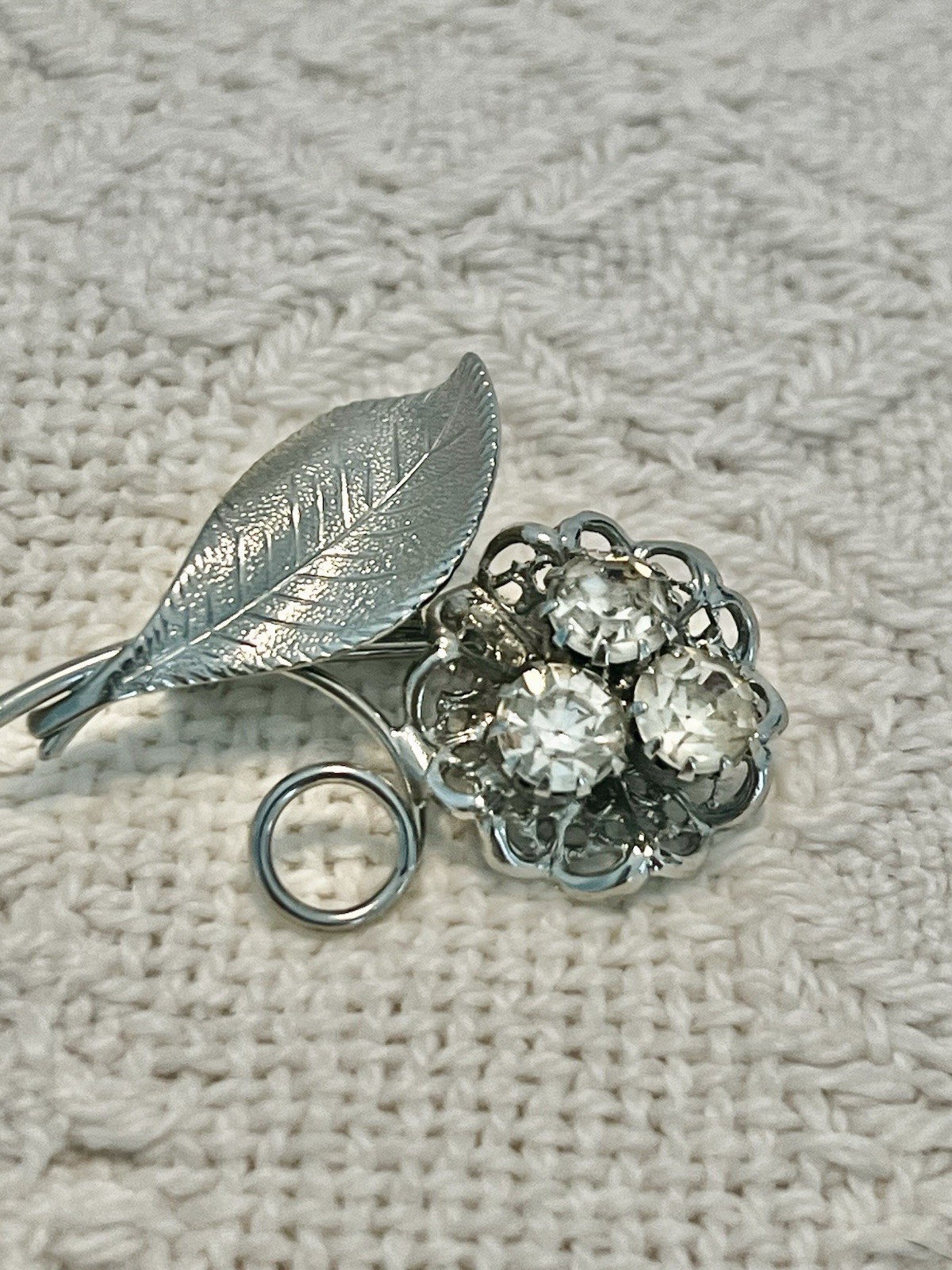 Vintage Crystal Flower Brooch Silver Metal Leaf and Filigree 1 3/4” Long