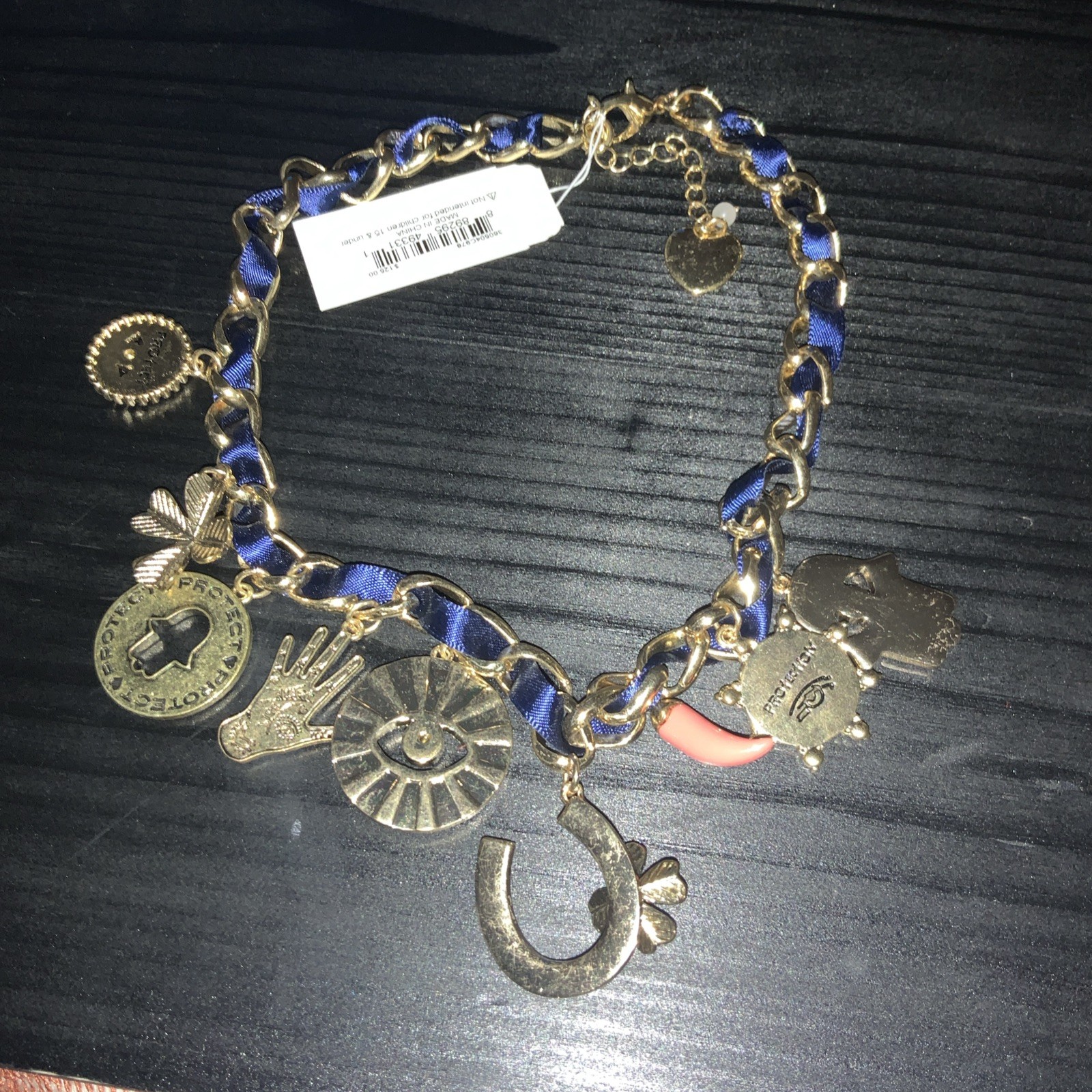 Betsey Johnson Lucking Out Eye Statement Necklace – Extremely Rare – G1
