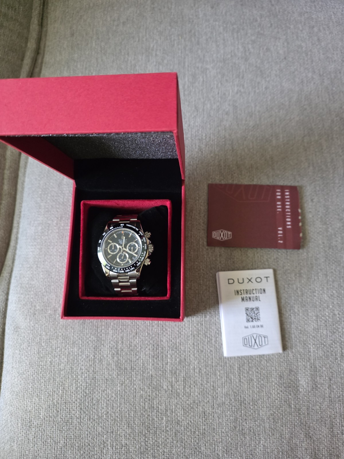 DUXOT Meandro Men’s Chronograph Tachymeter Quartz 40mm Black Dial 50m