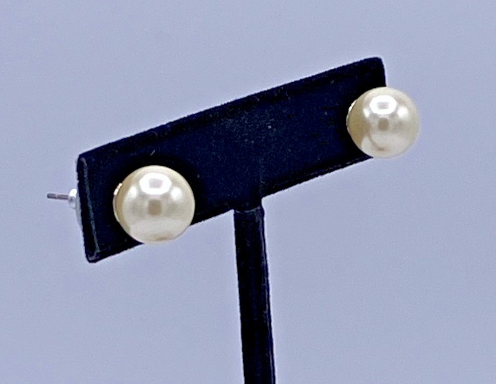 Charter Club White Imitation Pearl Stud Earrings 10 mm NOS