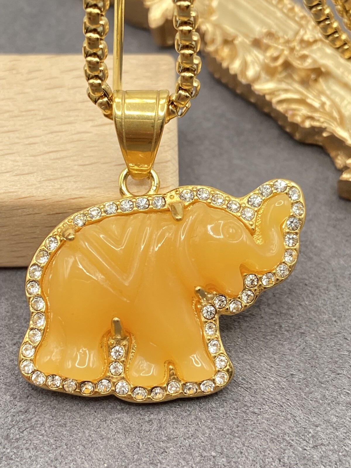 Elephant Pendant Necklace W/ 18K Gold Plated Crystal Charm Hip Hop Chain Jewelry