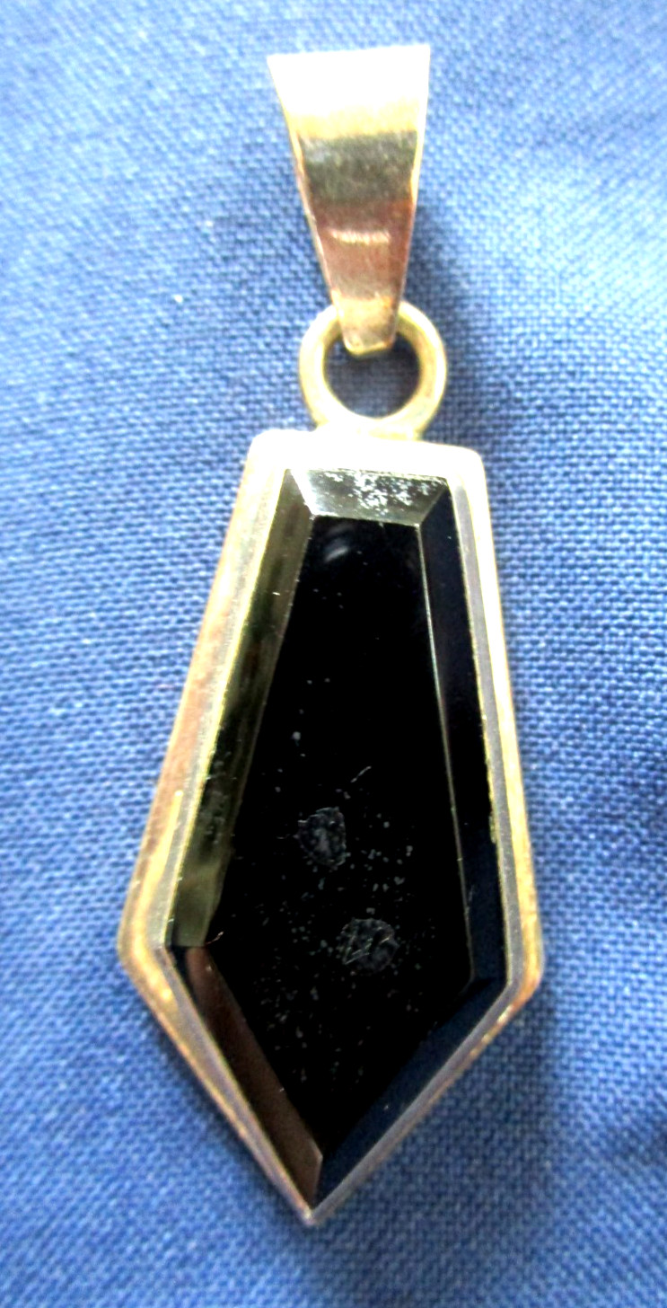 VTG Mexico Sterling 925 Onyx Pendant 42 gms Pentagon Open Raised Pillars 2 Layer