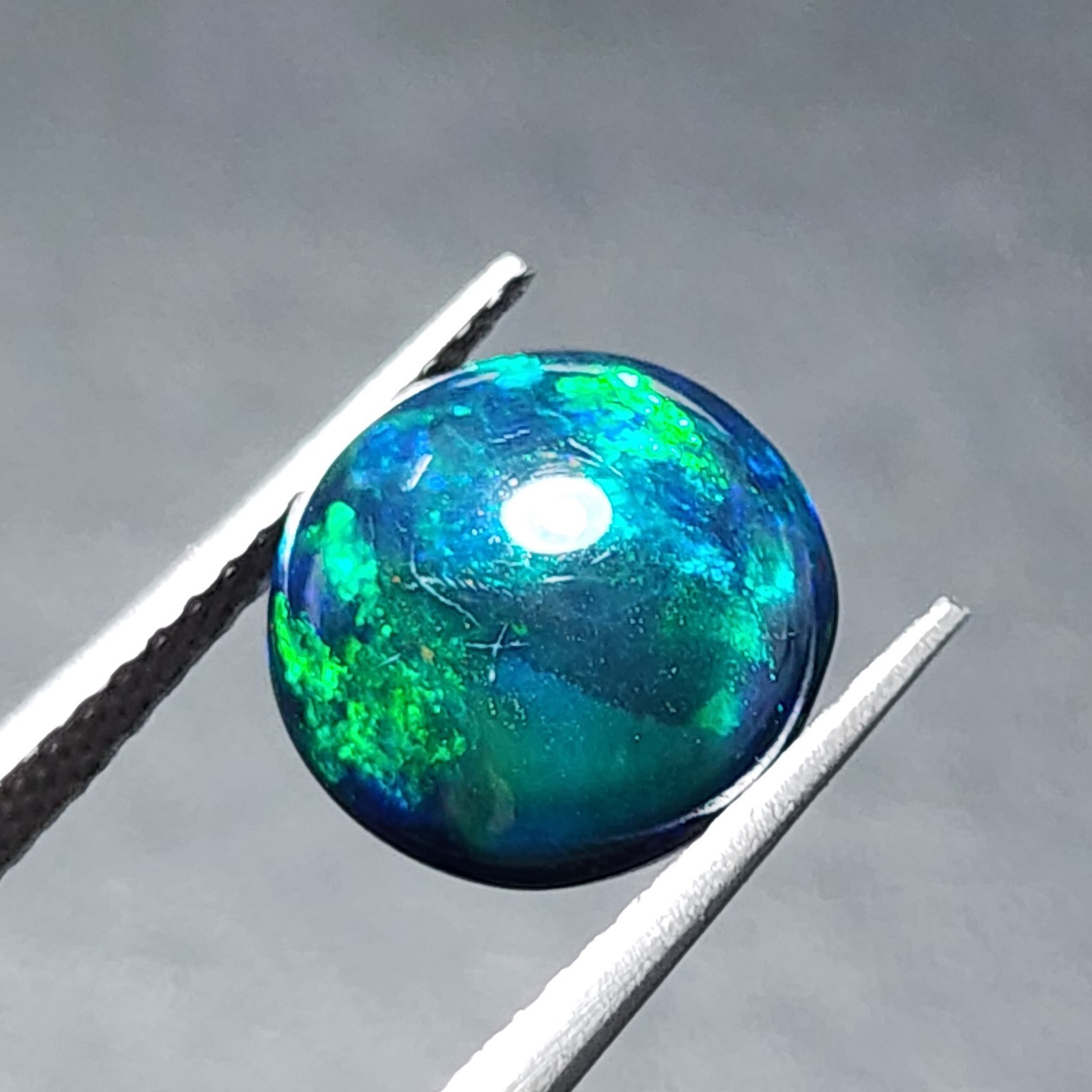 Natural Ethiopian Welo Black Opal Round Cabochon Vivid Green Blue Fire1.75Ct Gem