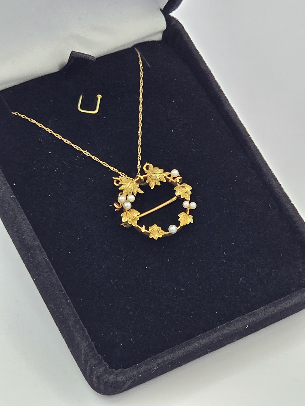 14K Yellow Gold Wreath Brooch Pin Necklace With Seed Pearls