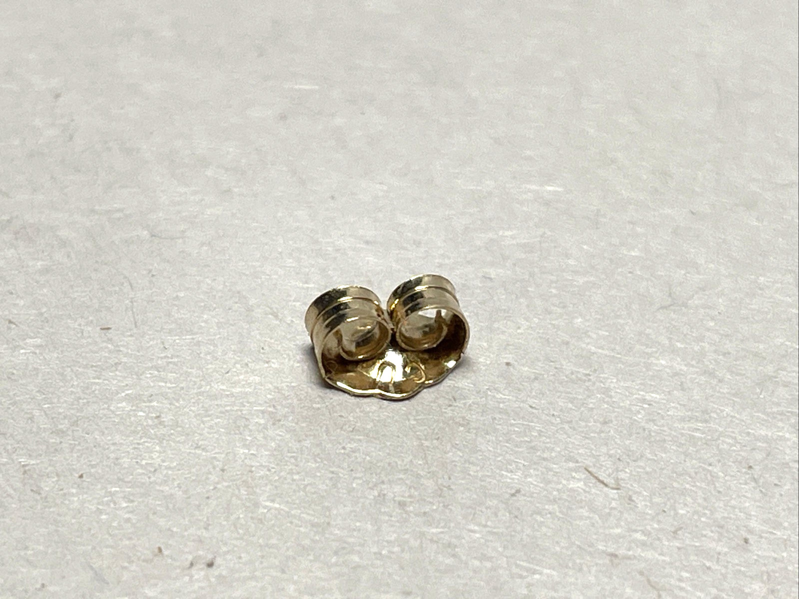 14K Yellow Gold Cultured Akoya Pearl Stud Earrings 6.9mm Classic 1.2g Vintage